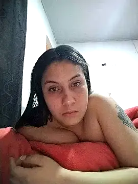 esmeralda_jadees's cam snapshot