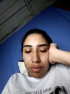 ifeelverywet_andhot's cam snapshot