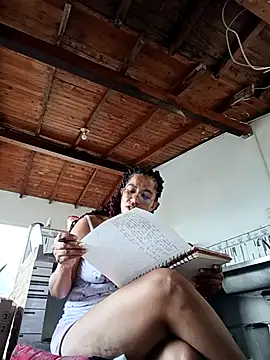 Bigassmommy_x's cam snapshot