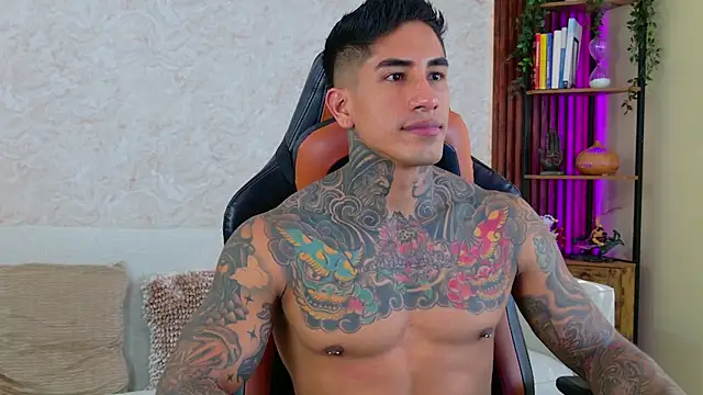 AdanReilly live sex cam