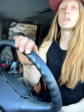 GoldenFlameGoddess live sex cam