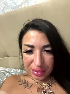 RuslanaXX's cam snapshot