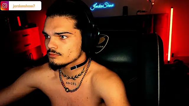JordanShow live sex cam