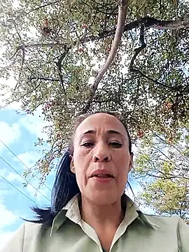 Coeur_de_luxure's cam snapshot