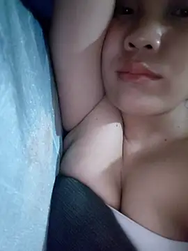 utlesexy live sex cam