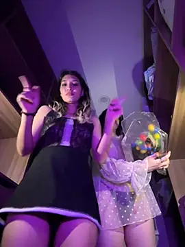 RussianGirls_'s cam snapshot