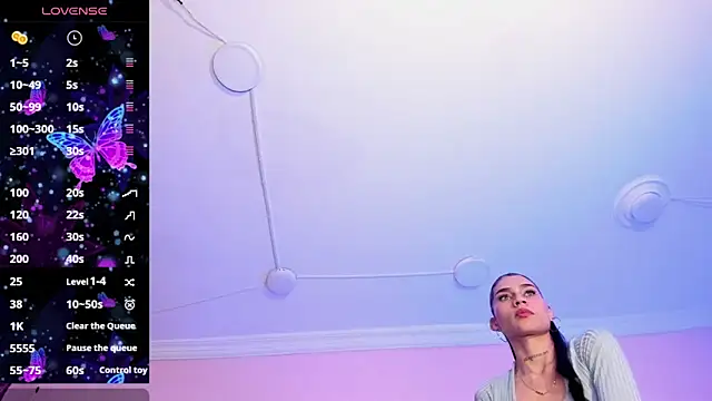 valen_gill's cam snapshot