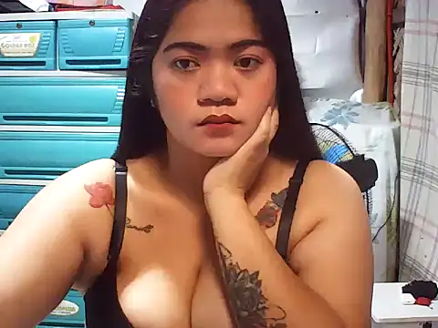 PreggyHotBigBoobs live sex cam