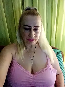 Esenia505's cam snapshot