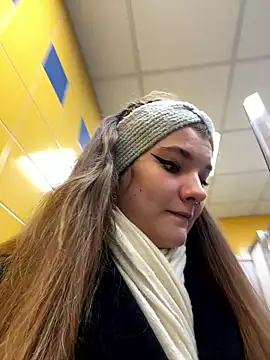 Holy_Tereza's cam snapshot