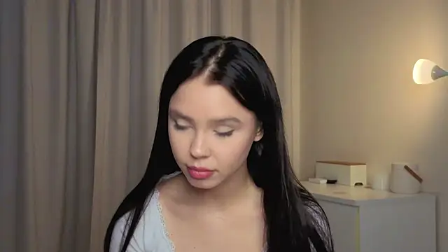 slyshypie's cam snapshot