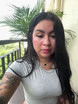 Pretty_Isadora's cam snapshot