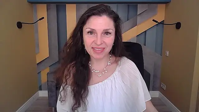 EllaLong's cam snapshot