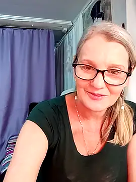 irinamaux live sex cam