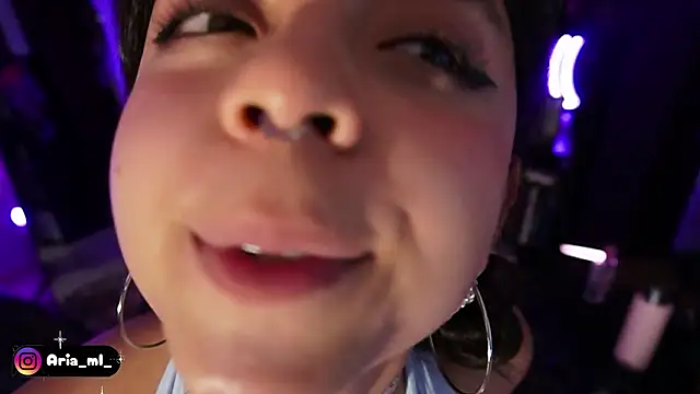 AriaMoonLight live sex cam
