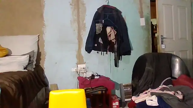 Nicky52 live sex cam