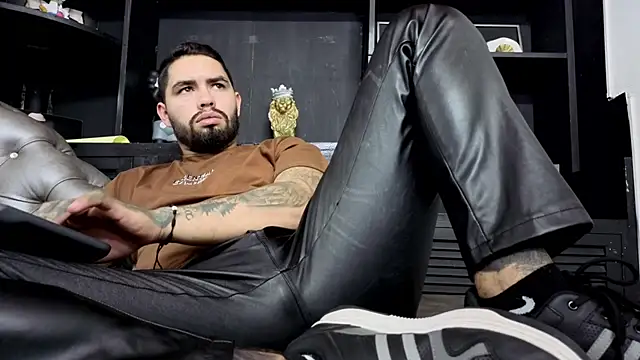 matteosantos live sex cam