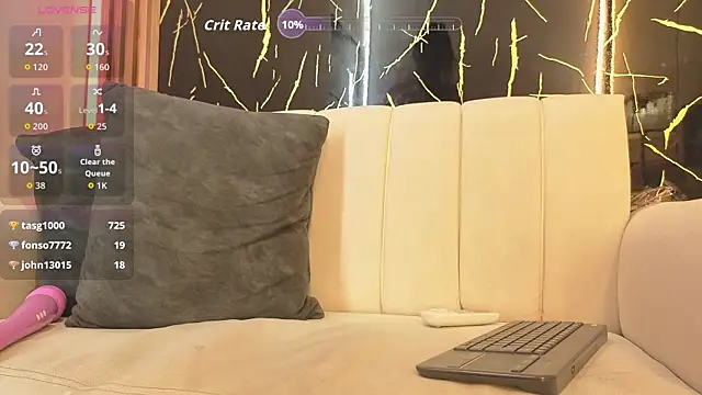 Mila_Vellrose_pm2's cam snapshot