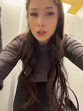 Chloe__Moon live sex cam