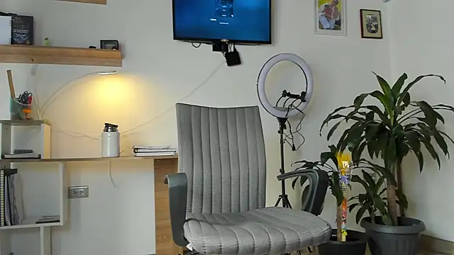 manucute_23_'s cam snapshot