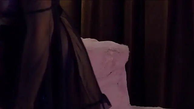 TinaHarley live sex cam