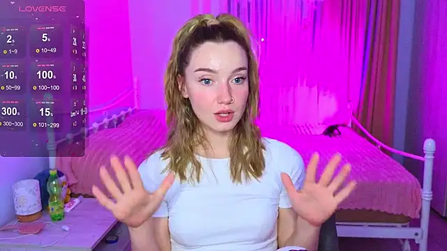 Wild_Sophie_'s cam snapshot