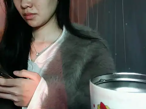 Nunaa18's cam snapshot