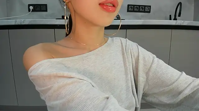 Mia_Meow_'s cam snapshot