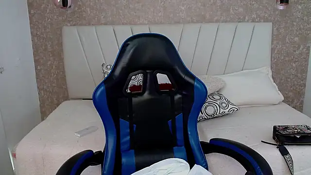 AliceSmity_'s cam snapshot