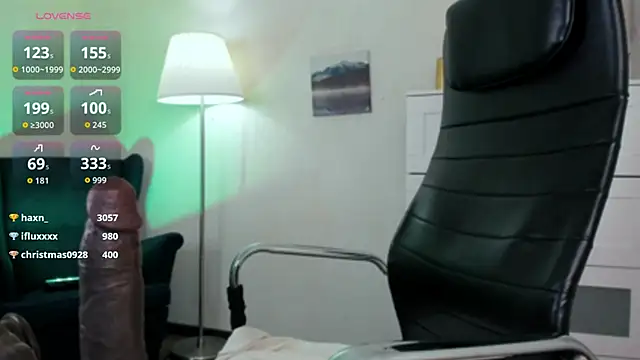 Ooops_Boobss's cam snapshot