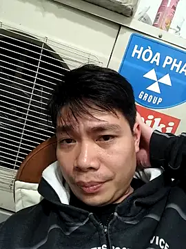 PhongTranHN1 live sex cam