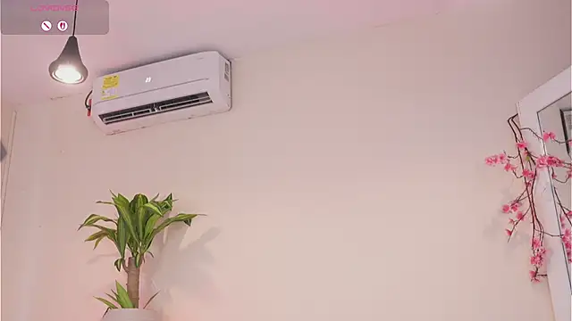 mili_moon_'s cam snapshot