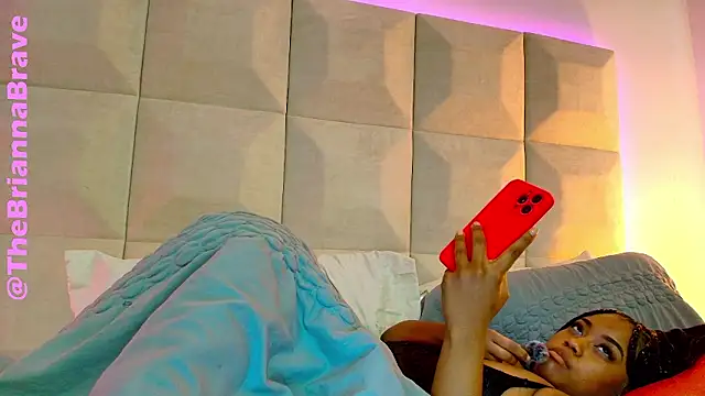 BriannaBrave's cam snapshot