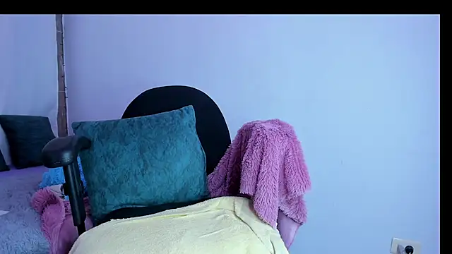 Theran_'s cam snapshot