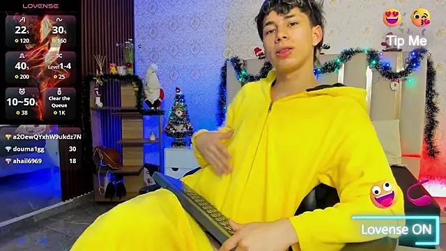 kaelwolf_tay live sex cam