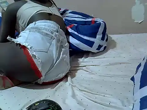 Just_Karu's cam snapshot