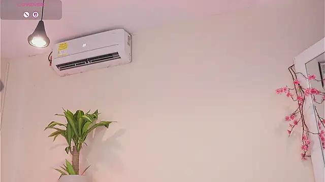 mili_moon_'s cam snapshot