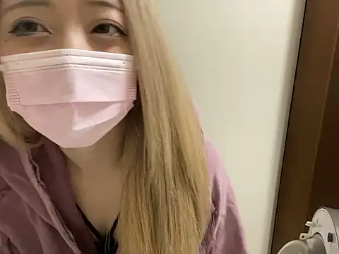 uyuman_chan's cam snapshot