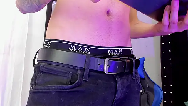 Mathewboy1's cam snapshot