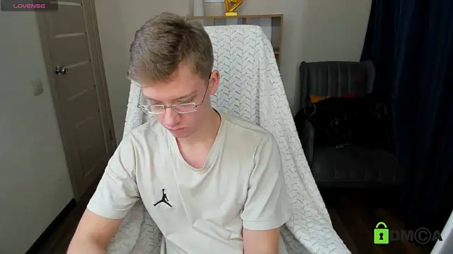 Harm_Dick's cam snapshot