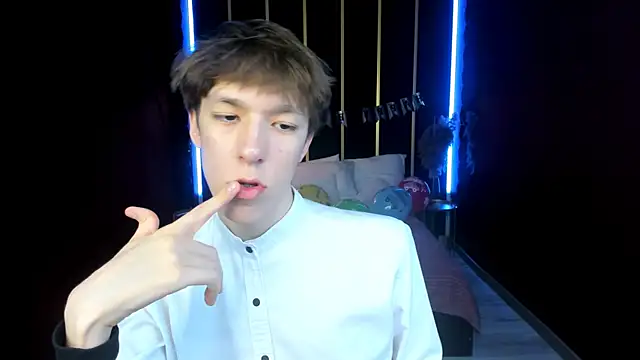 MarkBranston's cam snapshot