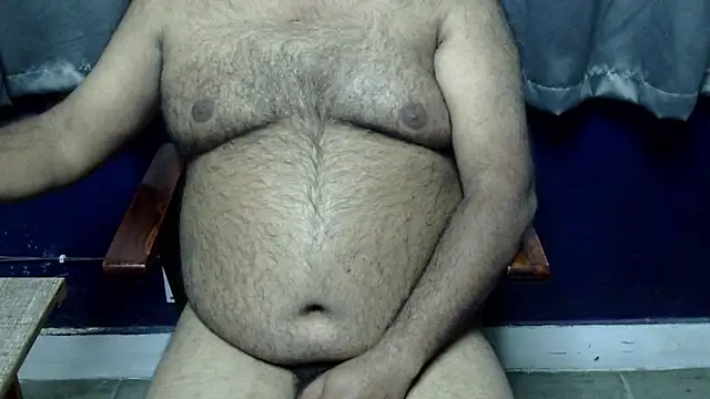 hairysubcub_70's cam snapshot