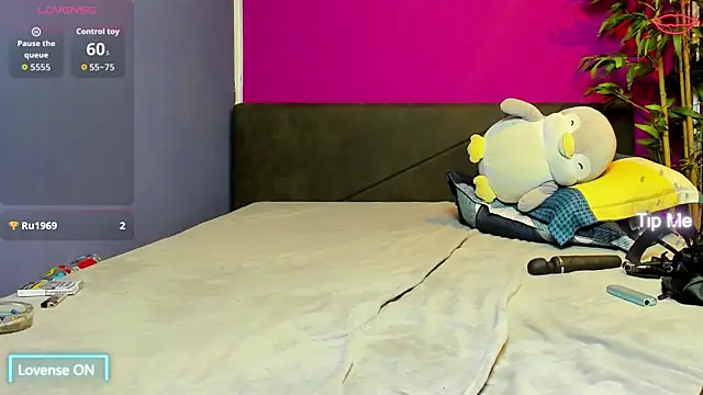 leeahnoirr live sex cam