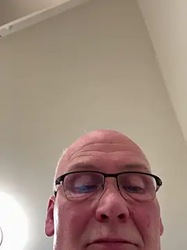 Parleg2's cam snapshot