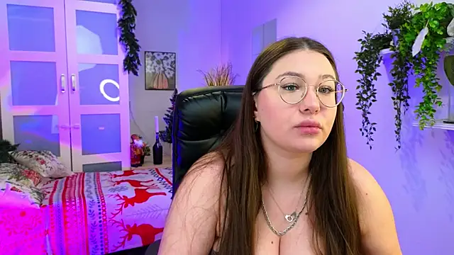 VanessaVivian's cam snapshot