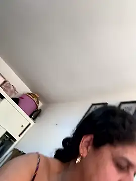 siri_duque's cam snapshot