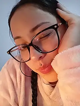 Bella-Gema's cam snapshot