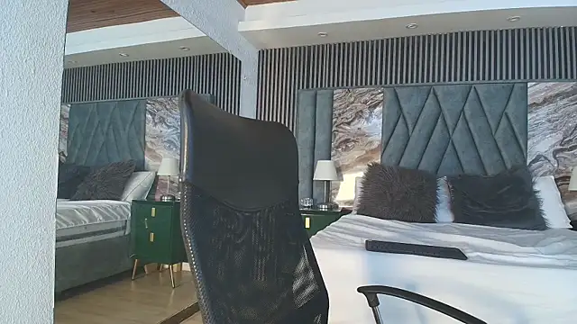 Michael_blue's cam snapshot