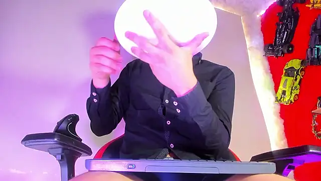 LilOwen_'s cam snapshot