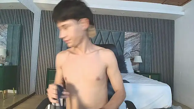 Michael_blue's cam snapshot